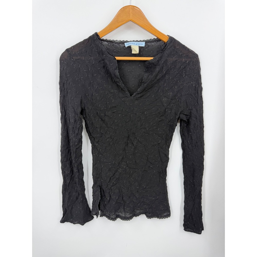 hanna & gracie Floral Embroidered Sheer Top Women Medium Black Long Sleeve Vneck